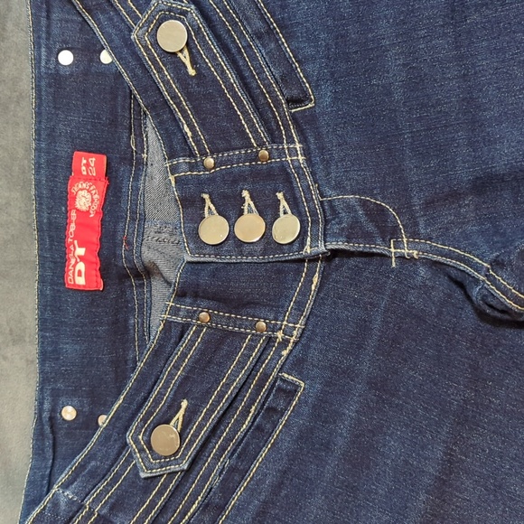 Daniela Tobler Low Rise Dark Wash Jeans, Size 24 - Picture 3 of 8